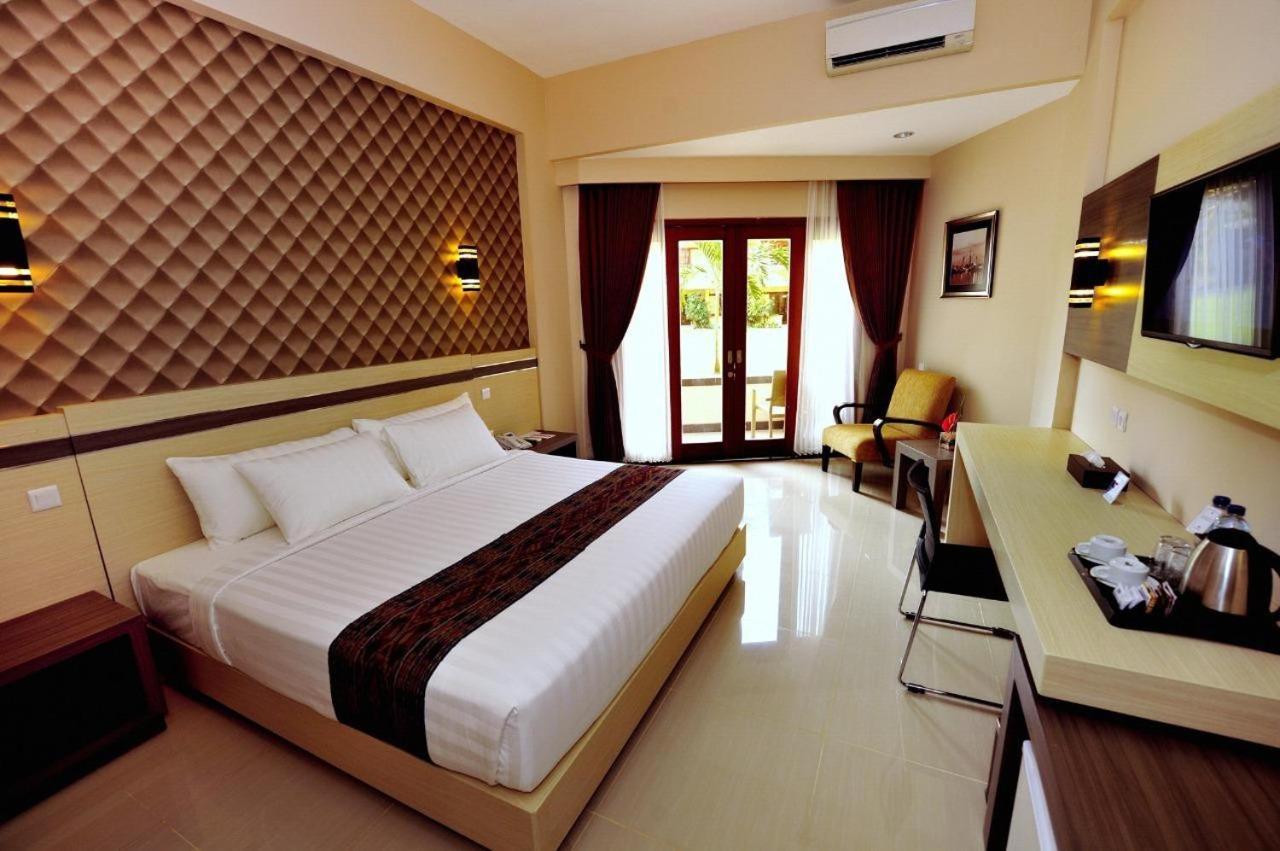 Lombok Raya Hotel Матарам Экстерьер фото