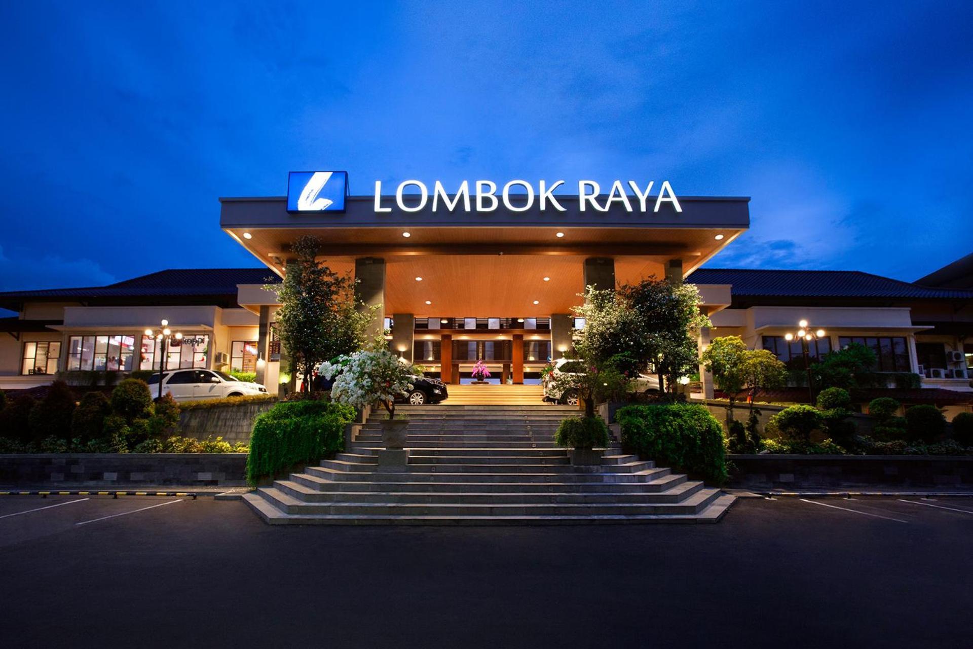 Lombok Raya Hotel Матарам Экстерьер фото